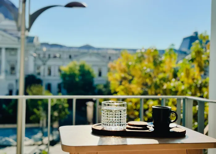 Chic Urbana: 140sqm 5-bedroom Downtown Gem * Bucharest